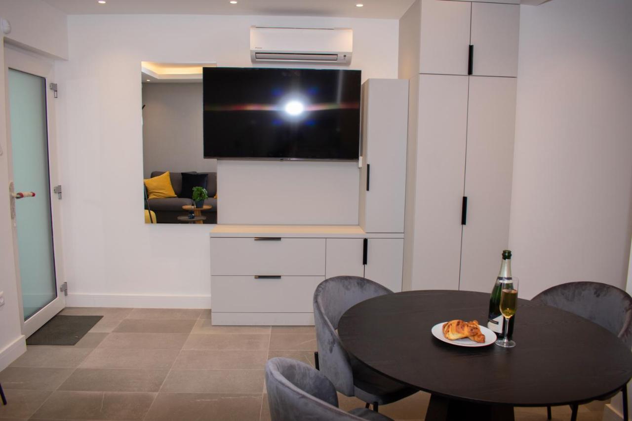 Luxury Cozy 2 Bdr Downtown Apt.3 Apartment Budapest
