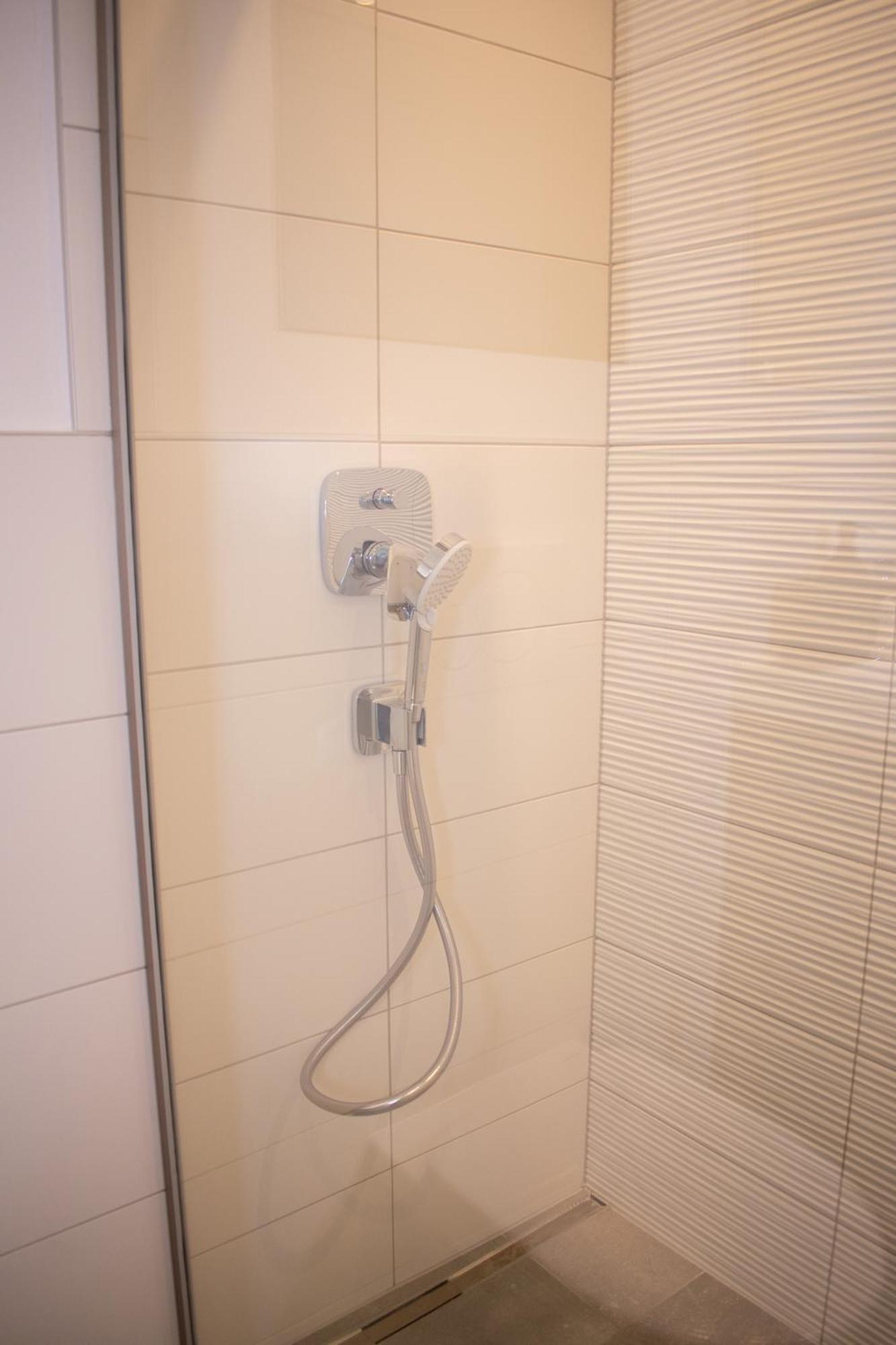 Luxury Cozy 2 Bdr Downtown Apt.3 Apartment *